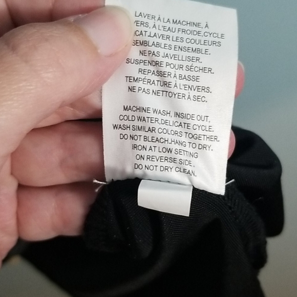 Penningtons black velvet top with cutout 1X NWT - Picture 7 of 10